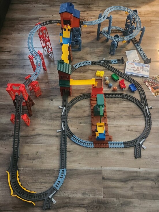 Thomas & Friends Other - Battery Operated Thomas The Train Mad Dash on Sodor Train set